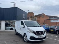 NISSAN NV300