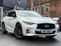 INFINITI Q30
