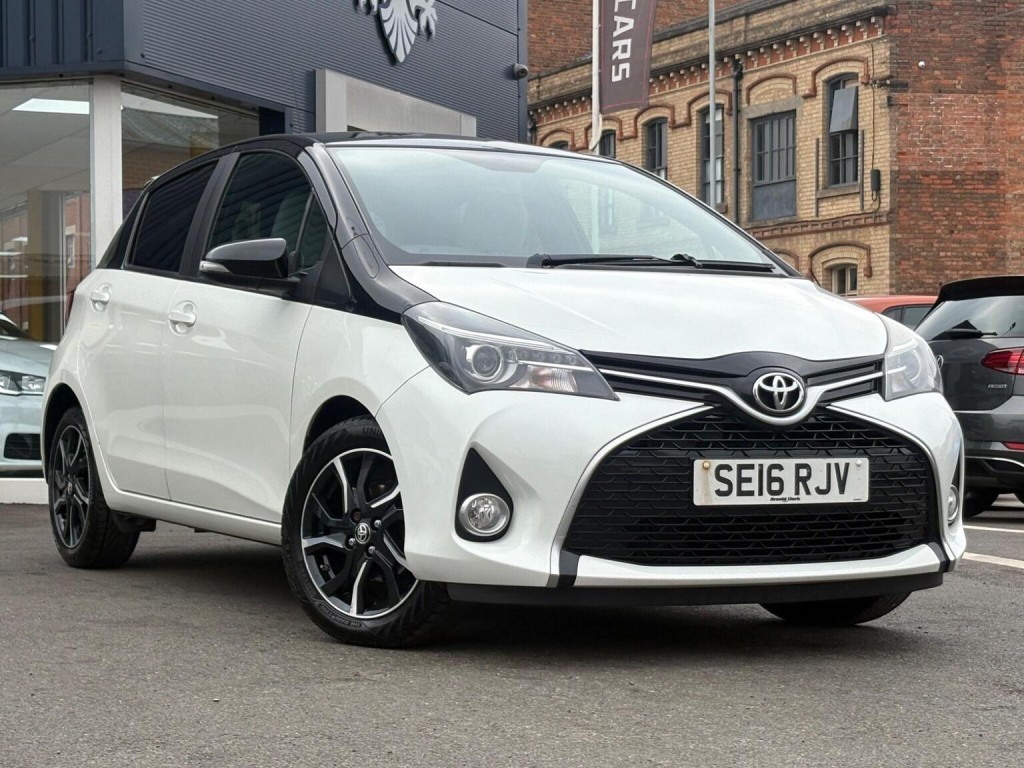 2016 Toyota YARIS