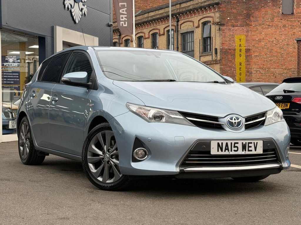 2015 Toyota Auris